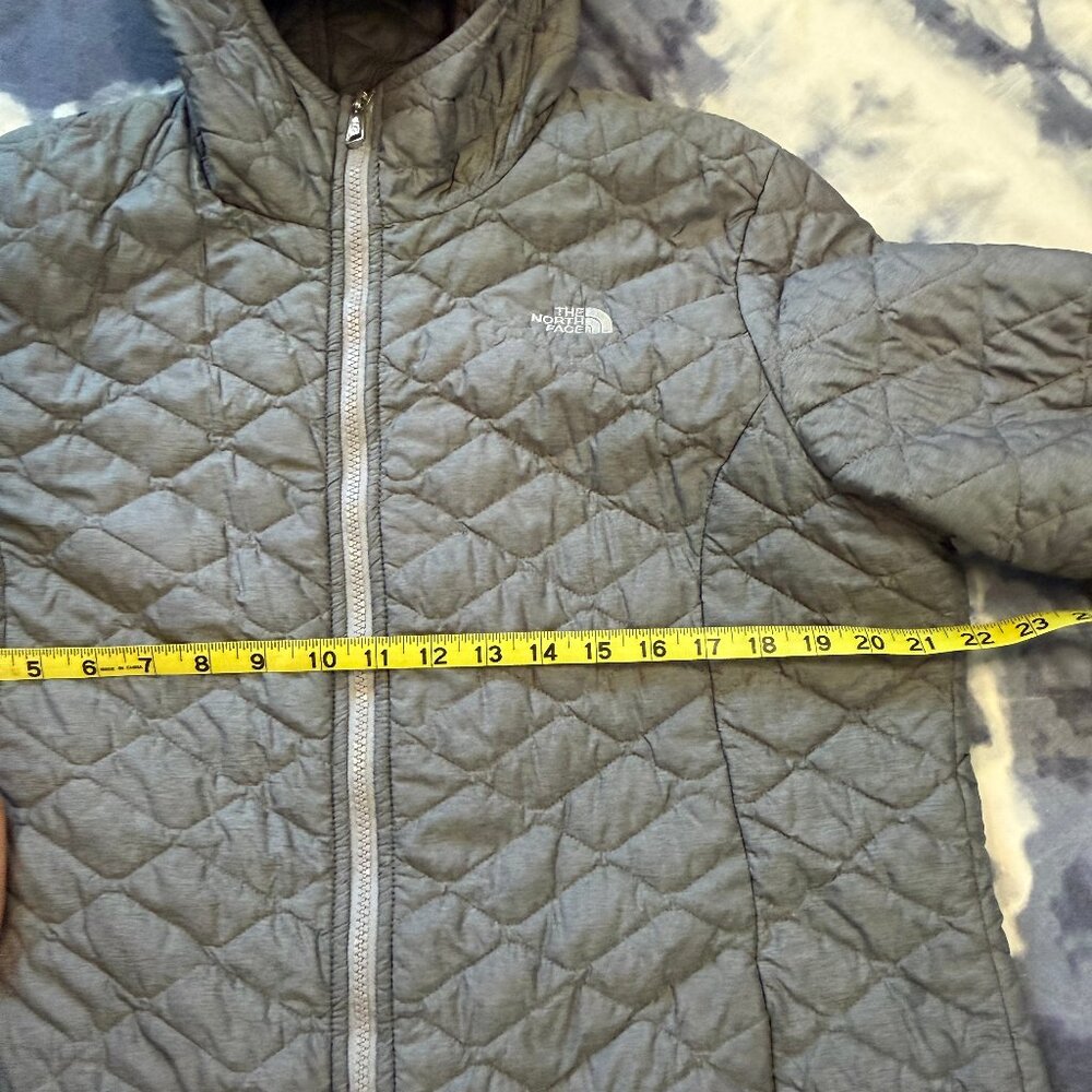 The North Face Women’s ThermoBall Eco Parka – Heather Gray – Size XL - Picture 2 of 7